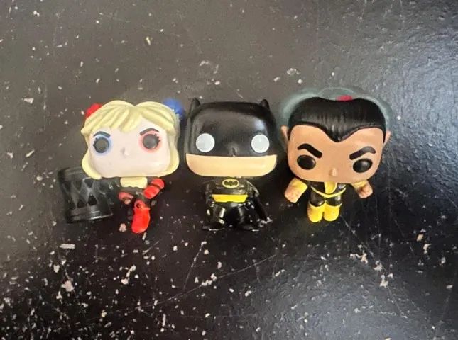 mini funko pop kinder joy dc importados (desapego) - Foto 2