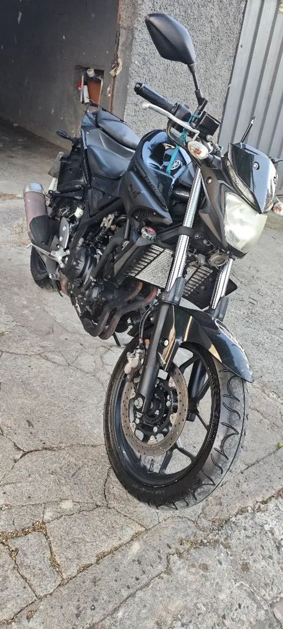 Yamaha MT 03  - Foto 4