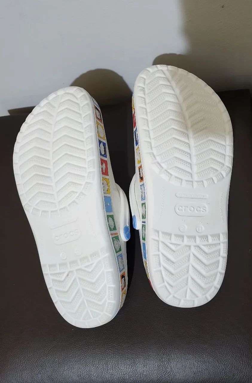 Crocs Snoopy Clog edição limitada - Foto 5