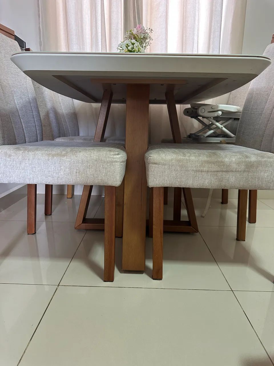 Mesa de Jantar 4 cadeiras  - Foto 2