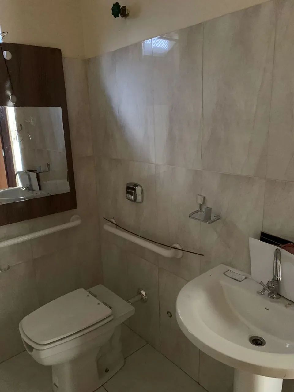 ? Sala comercial com ar-condicionado, pronta para receber seu negócio ! - Foto 3