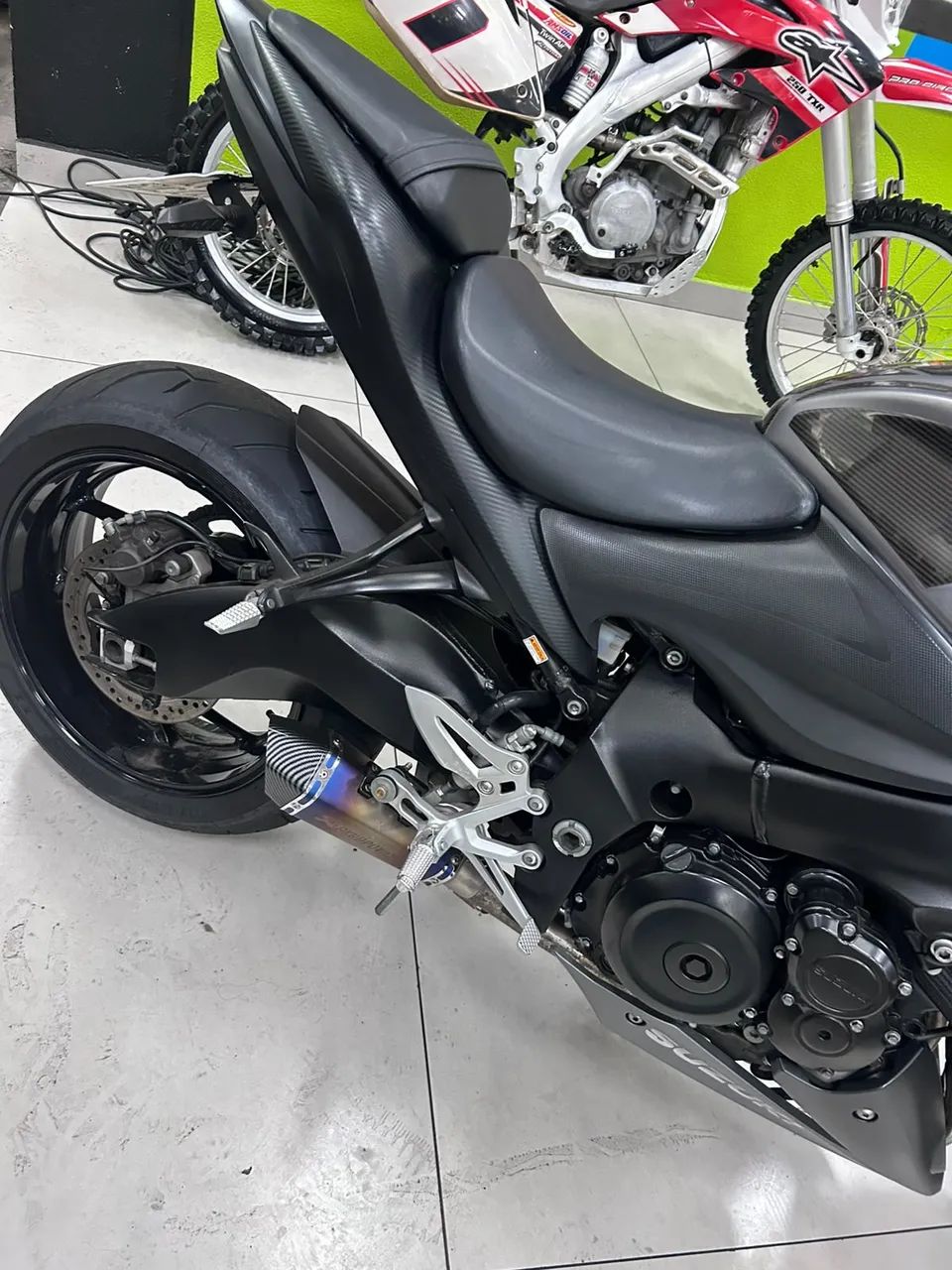 SUZUKI GSX S1000 ABS - Foto 4