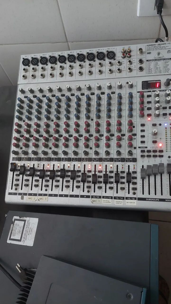 Mesa de son BEHRINGER - Foto 2