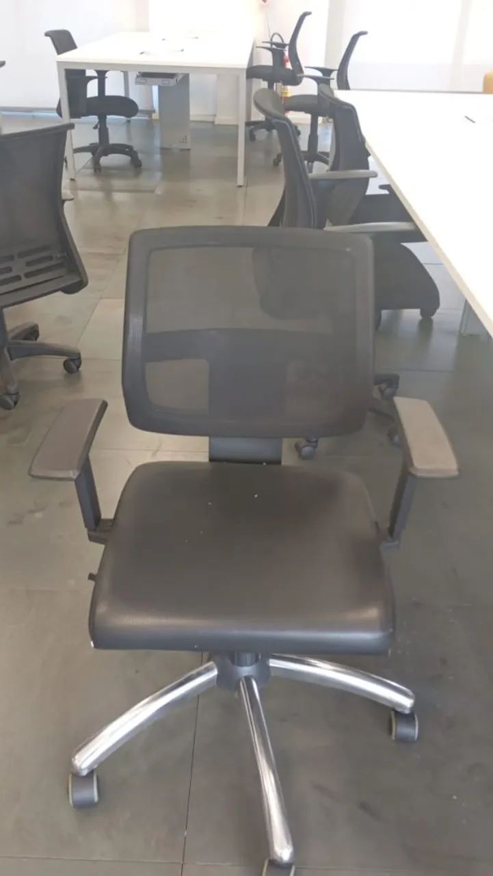 Cadeira Diretor confortável em ótimo estado.  - Foto 2