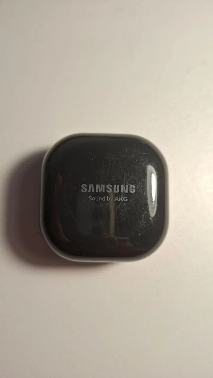 Case Samsung Galaxy Buds Live - Original - Foto 3