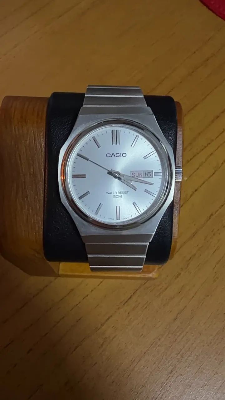 Relógio Casio com pulseira integrada  - Foto 3