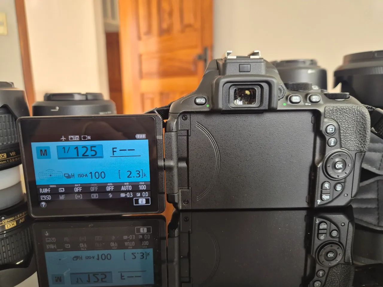 Nikon D5600 + 04 lentes - Foto 5