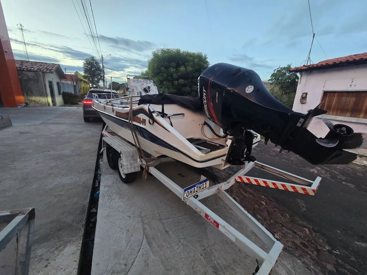 Lancha 90hp excelente pra lagoas e rios rasos. - Foto 6