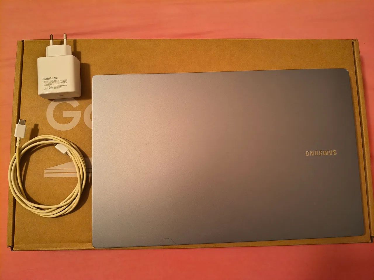 Vendo notebook Samsung book4 