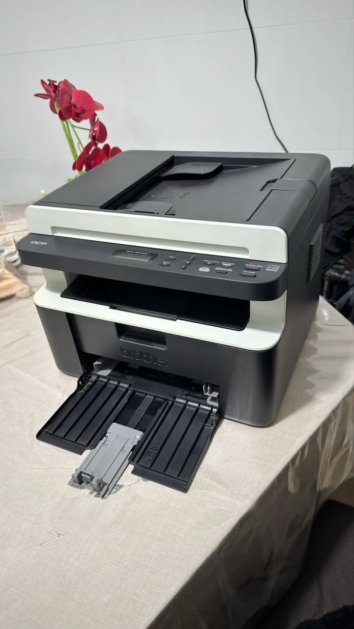 Impressora Laser Brother DCP-1617NW Multifuncional Wi-Fi - Foto 3