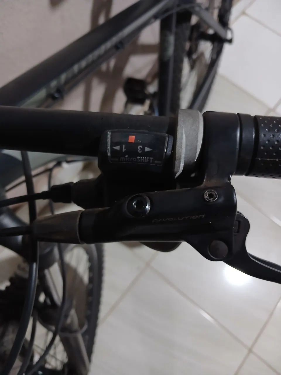 Vende-se Bicicleta Aro 29! - Foto 5