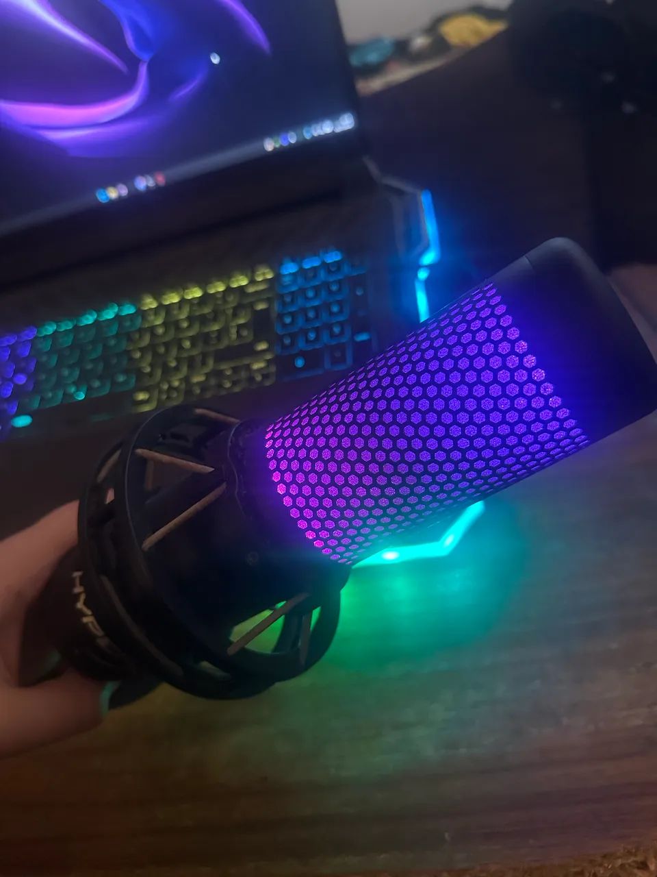 MICROFONE HYPERX QUADCAST S  - Foto 2