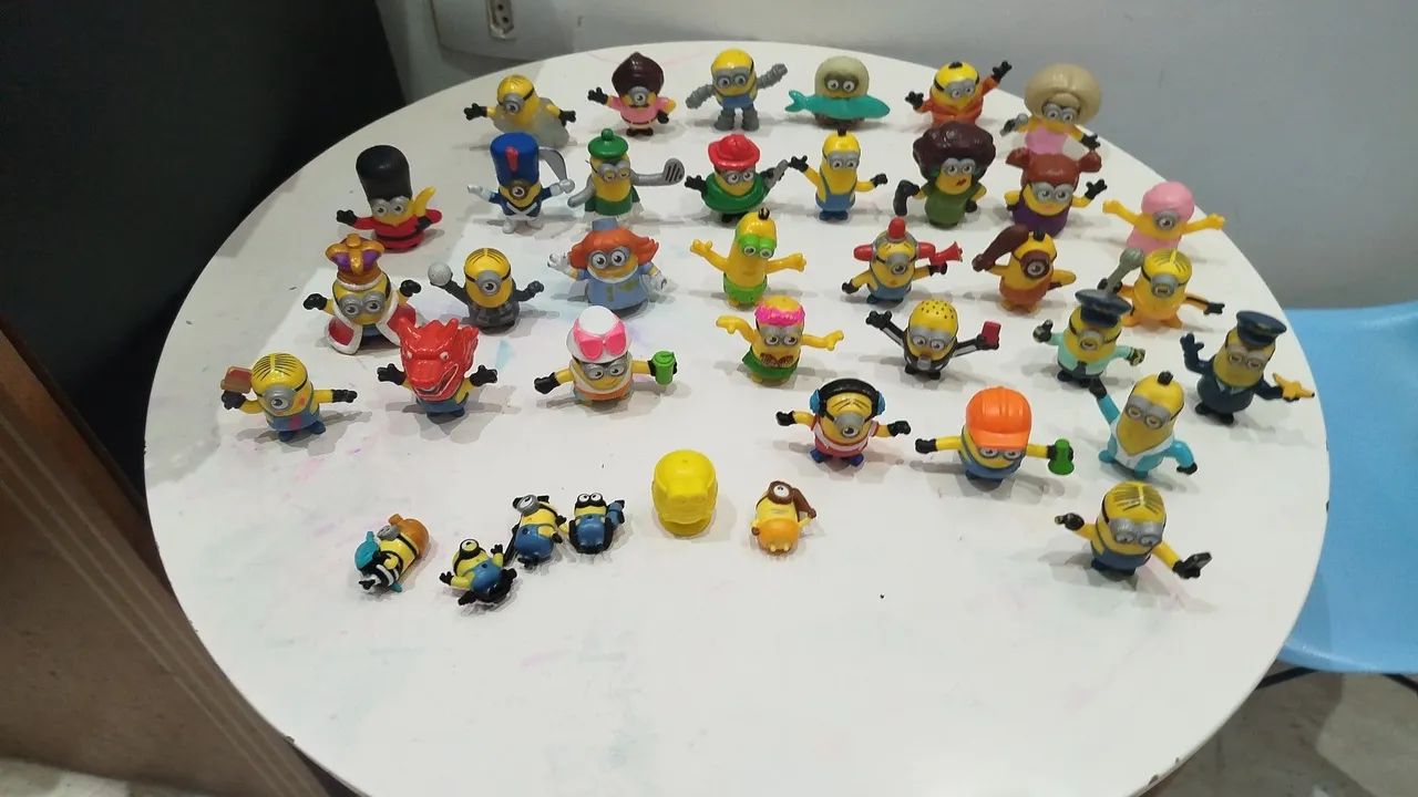 Brinquedos lote