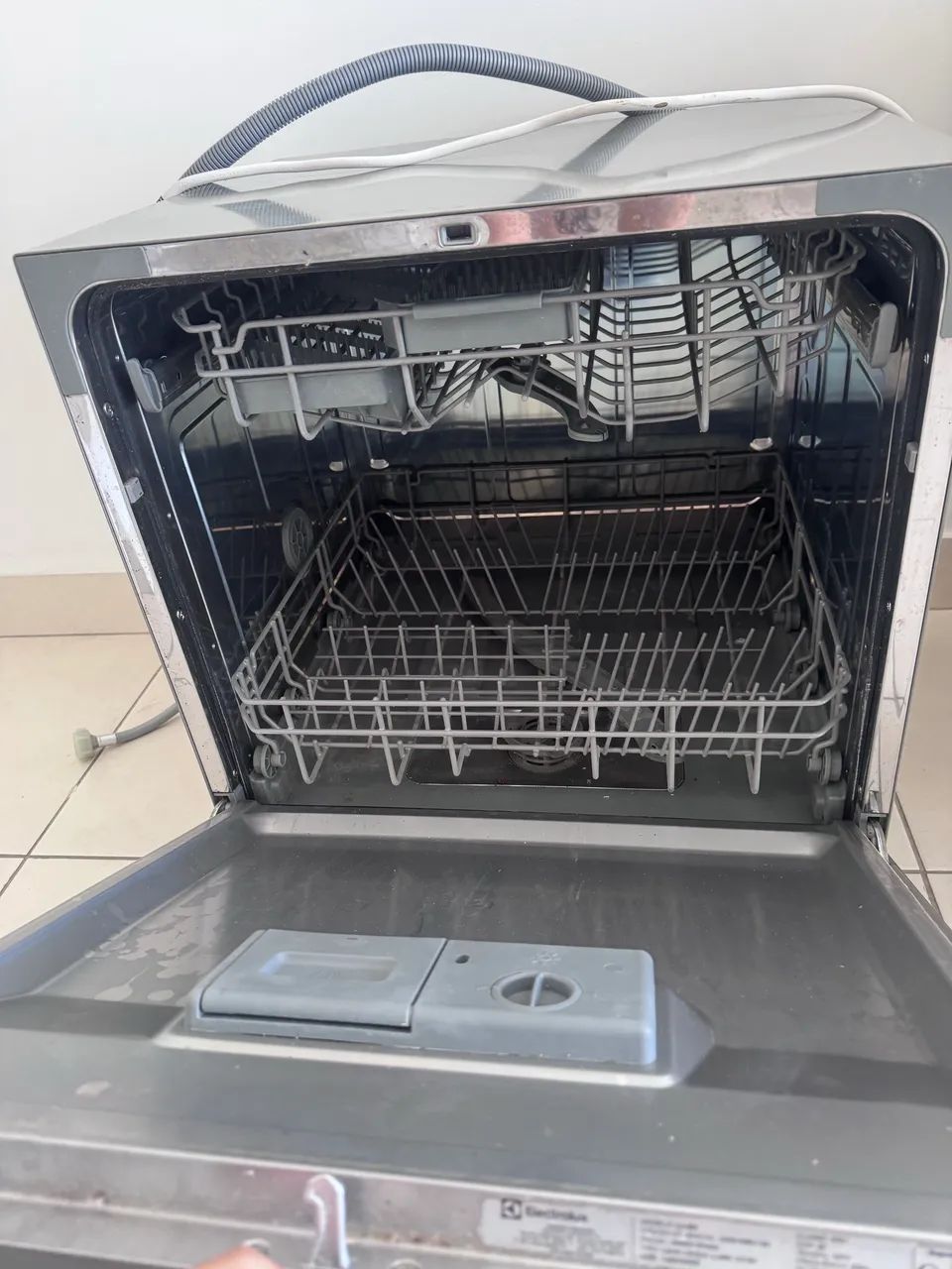 Lava-Louças Electrolux 8 Serviços Inox USADA - Foto 2
