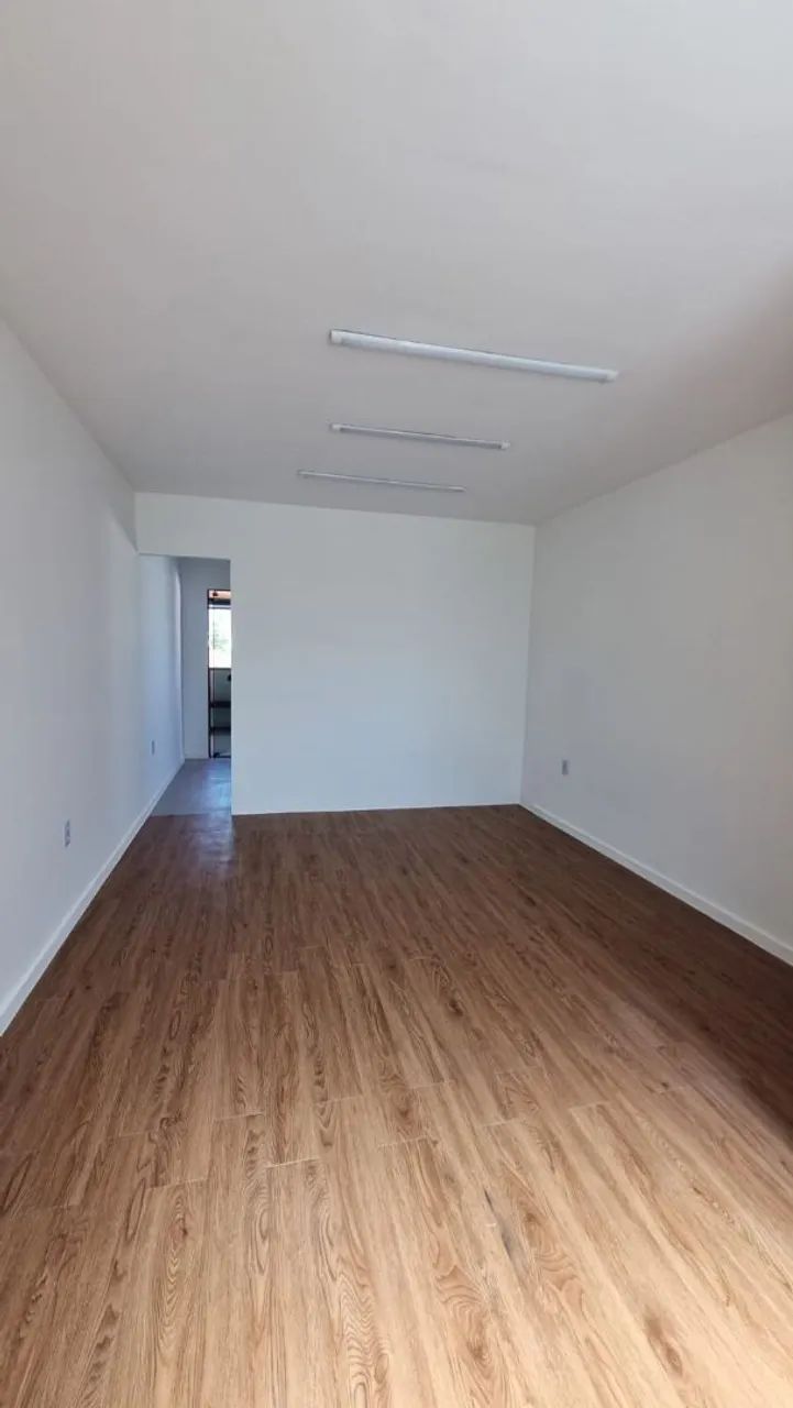Sala de escritório pra alugar na Coroa do Meio