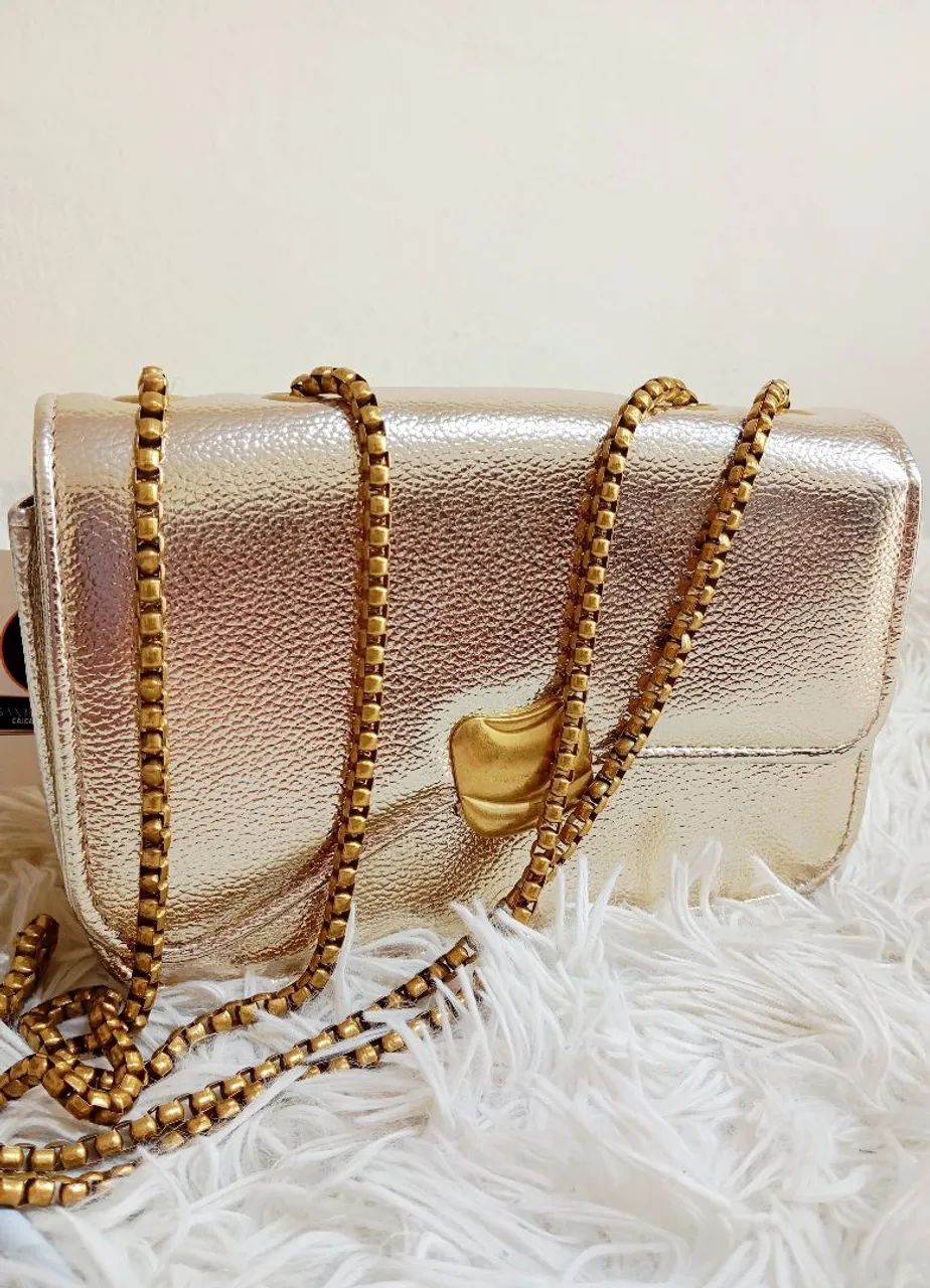 Bolsa Feminina Dourada Chiquérrima Nova - Foto 2