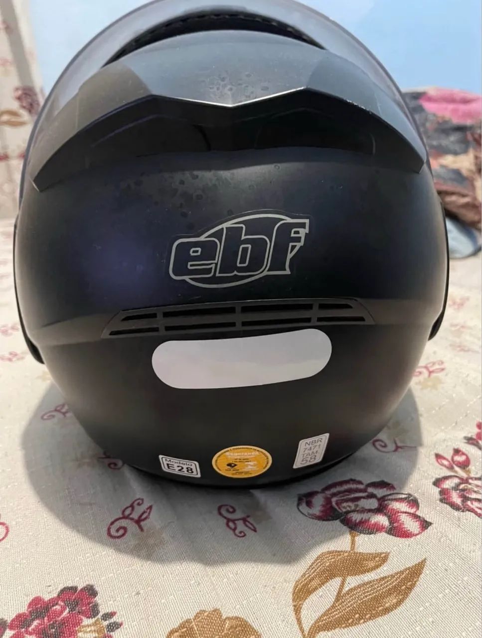 Capacete novo