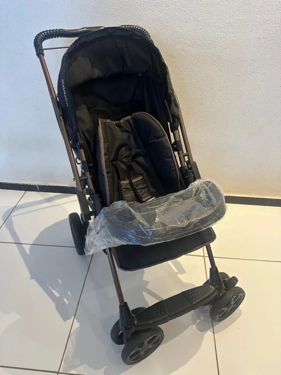 Carrinho de bebê e bebê conforto  - Foto 2