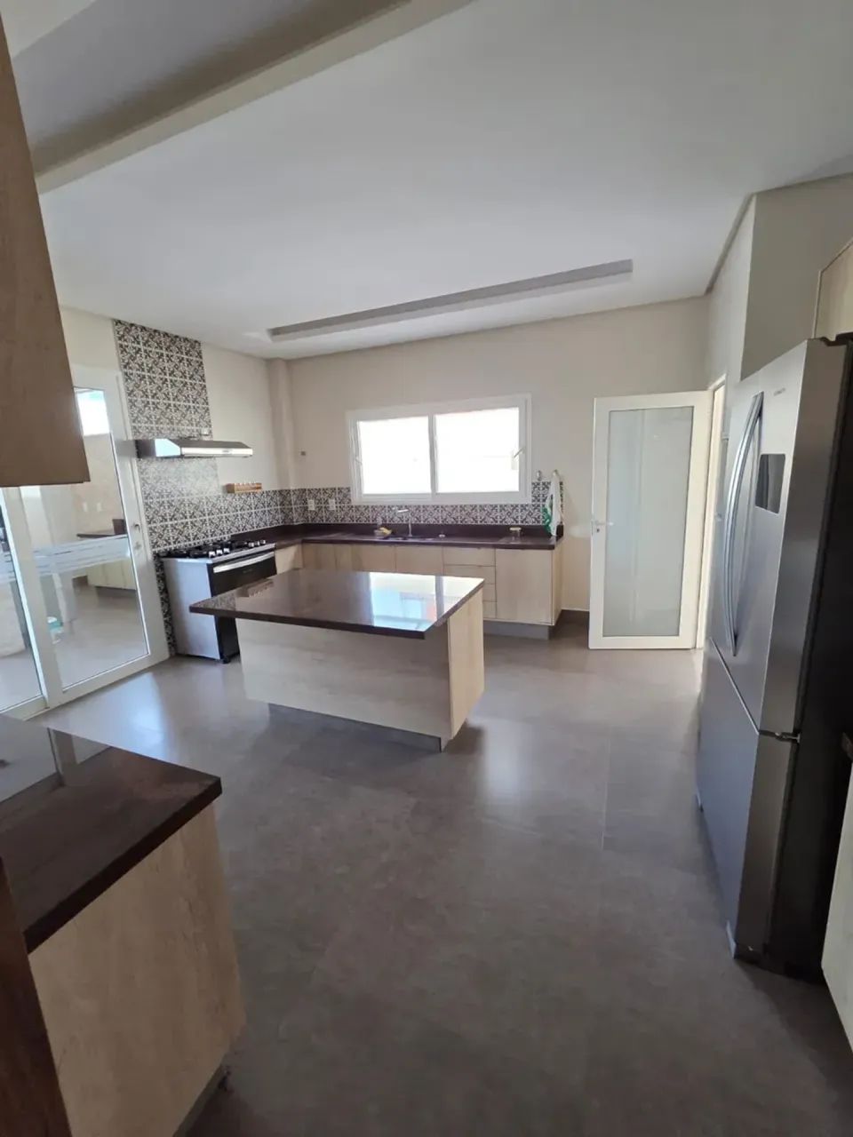 Jardins Coimbra  Casa com 4 Suítes, Piscina e 380 m² - Foto 4