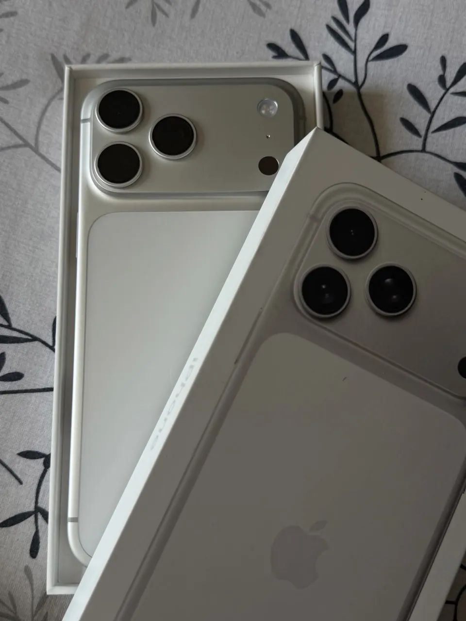 iPhone 17 pro max impecável 