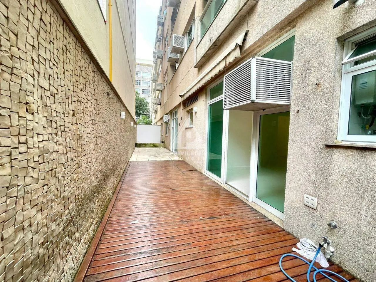 Apartamento Garden: 2 quartos com vaga escriturada.