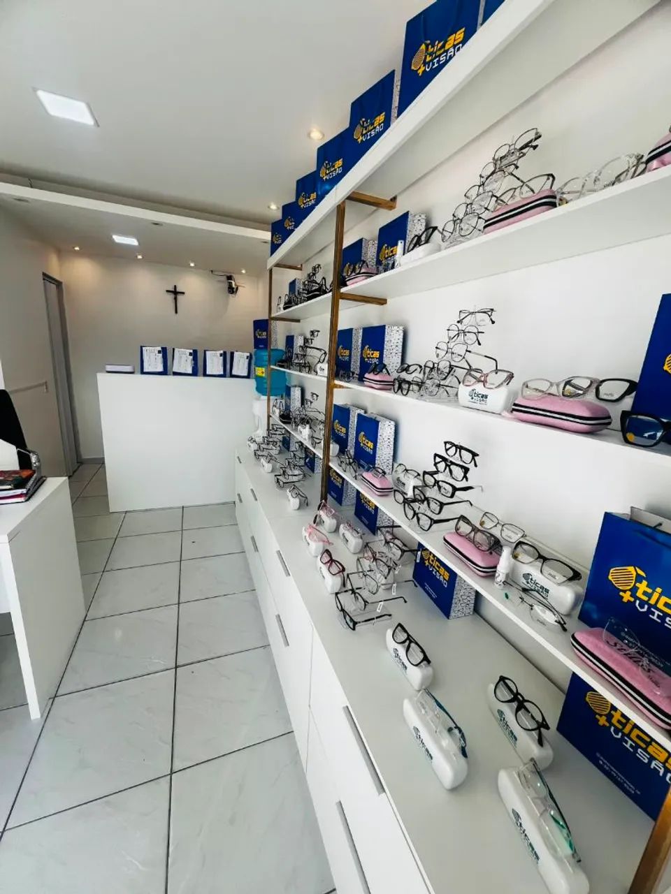 Vendo ótica completa, com tudo em pleno funcionamento  - Foto 4