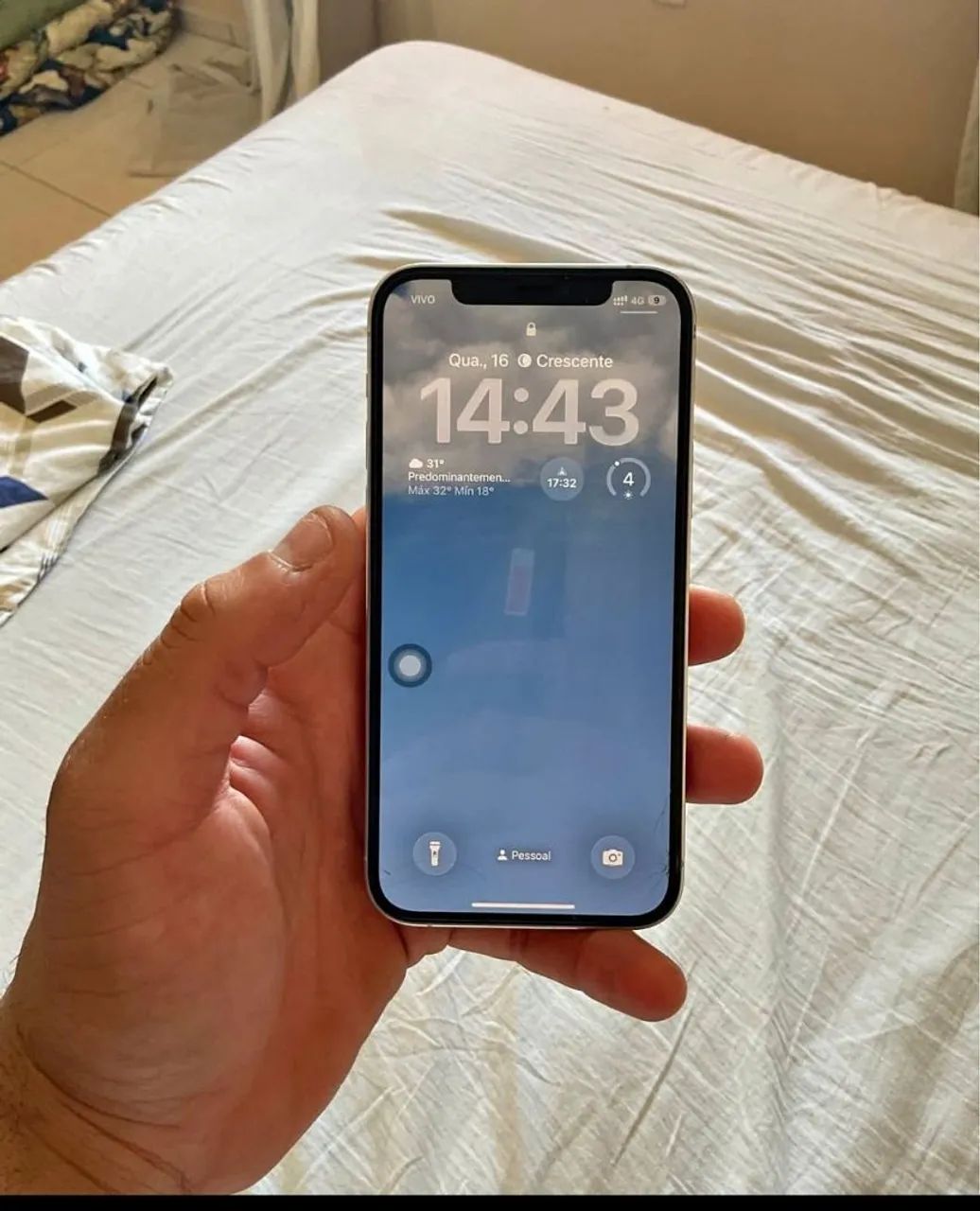 iPhone 12 Pro (TELA COM FIO DE CABELO) - Foto 2
