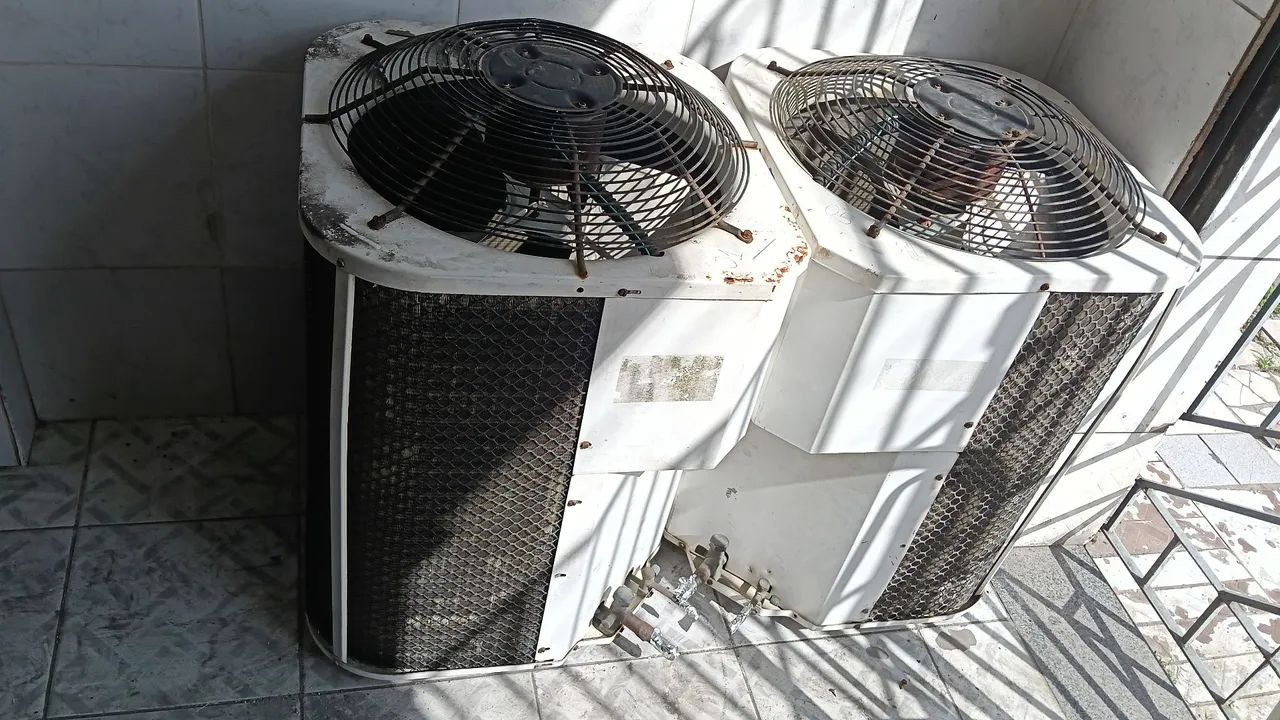 Ar-condicionado 60 mil BTUs  - Foto 3