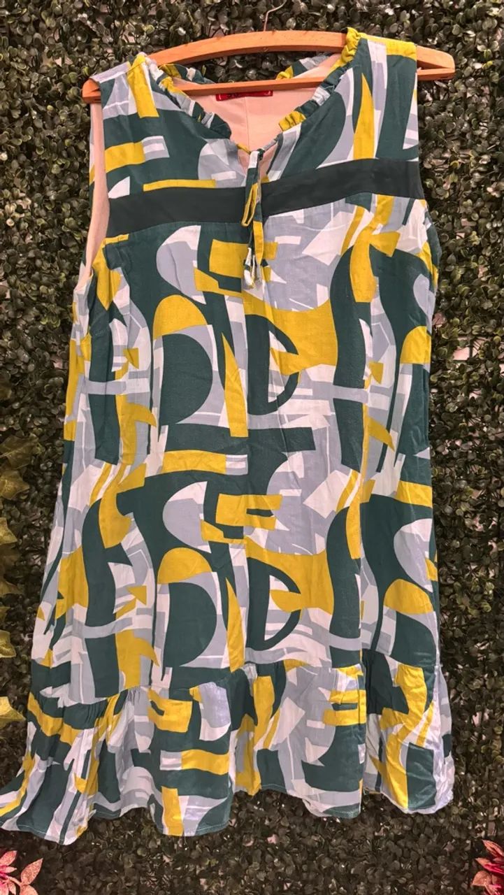 Vestido em linho com viscose tam G