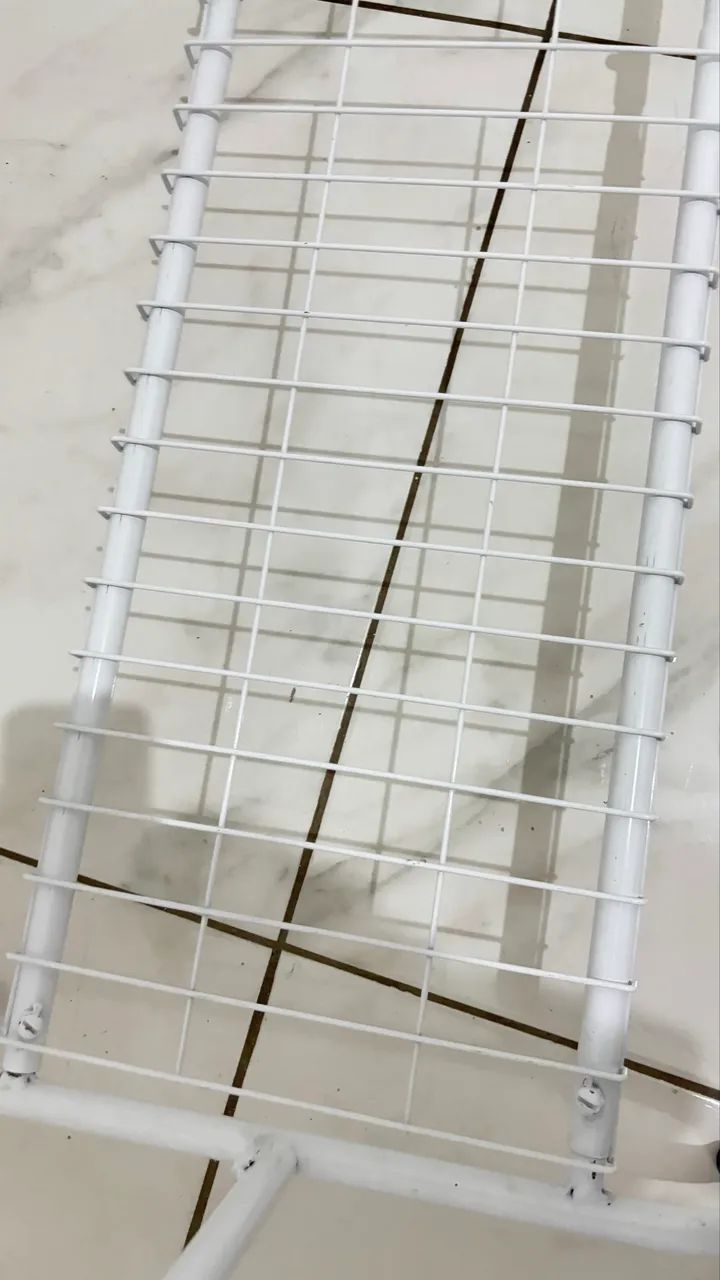 Arara/cabideiro para roupas  - Foto 2