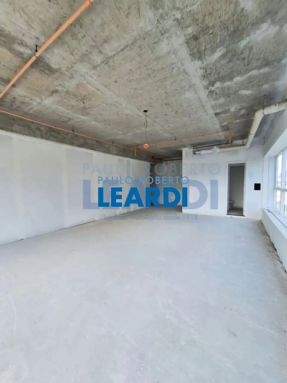 CONJ. COMERCIAL - EMPRESARIAL 18 DO FORTE - SP