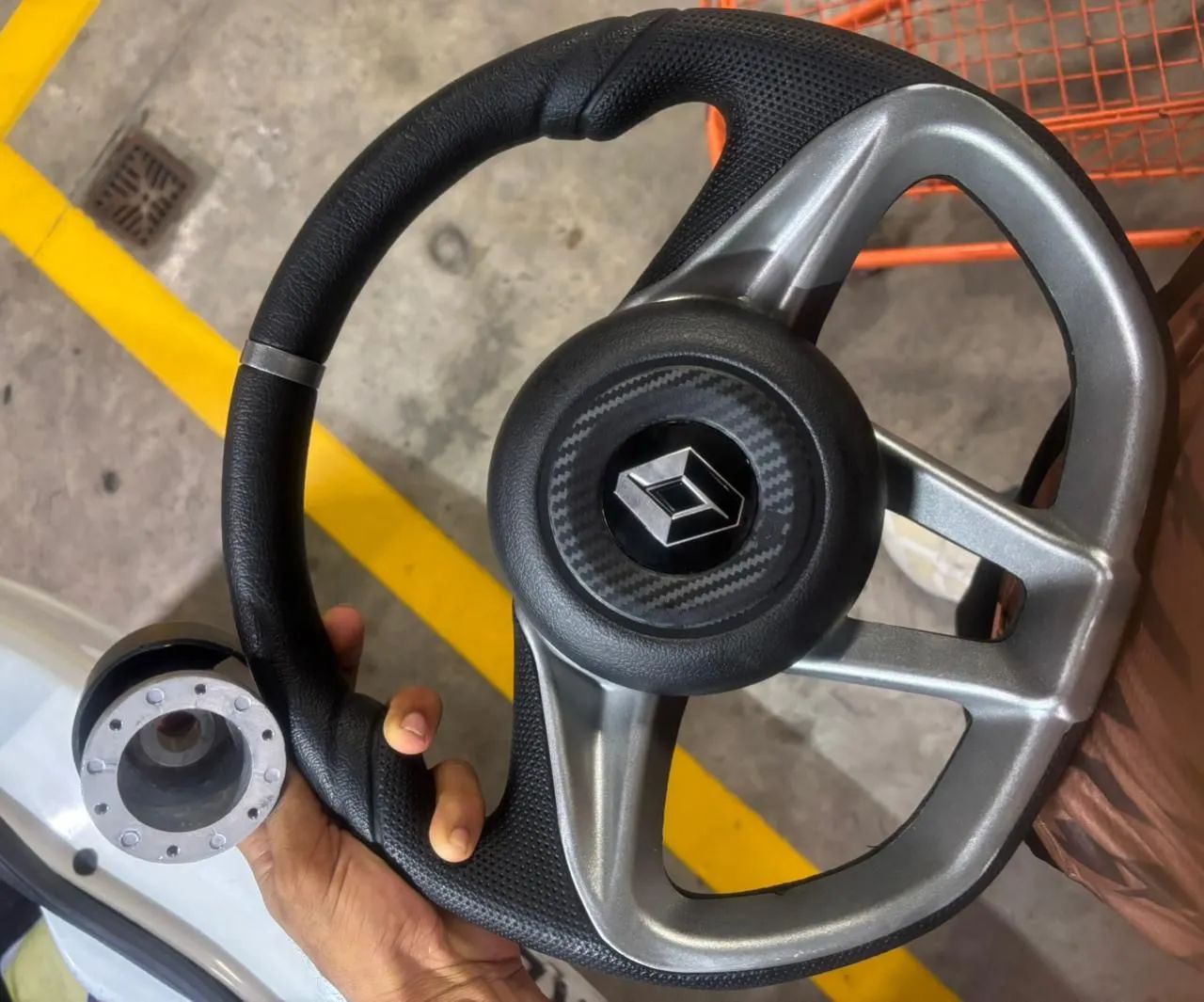 Volante Renault  - Foto 2