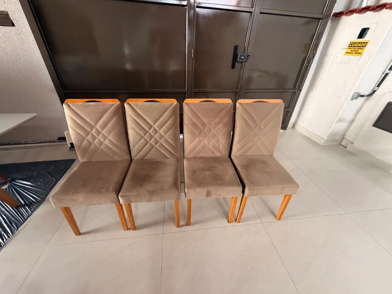 Mesa 4 cadeiras - Foto 3