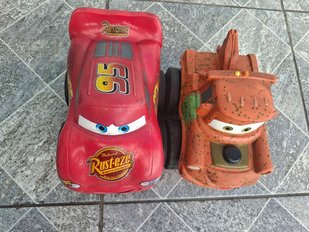 Relâmpago McQueen e Mate - Fofomóvel - Foto 2