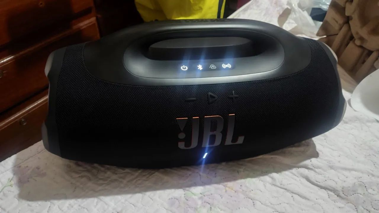Caixa JBL boombox 4 nova