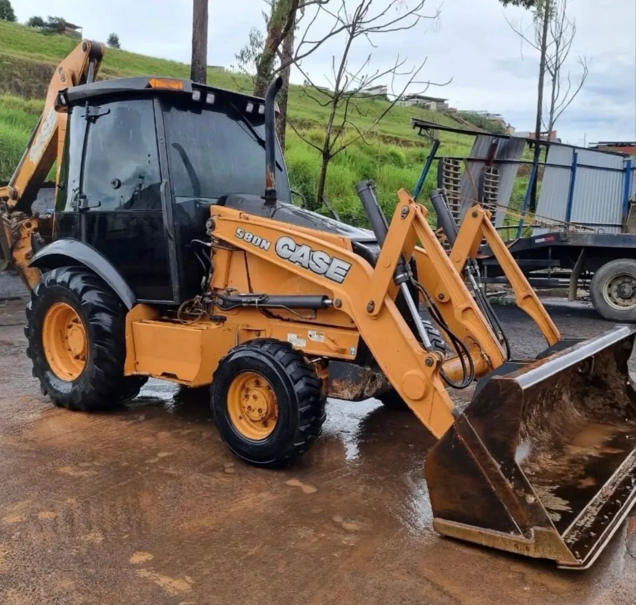 Retroescavadeira Case 580N 15/15  - Foto 5