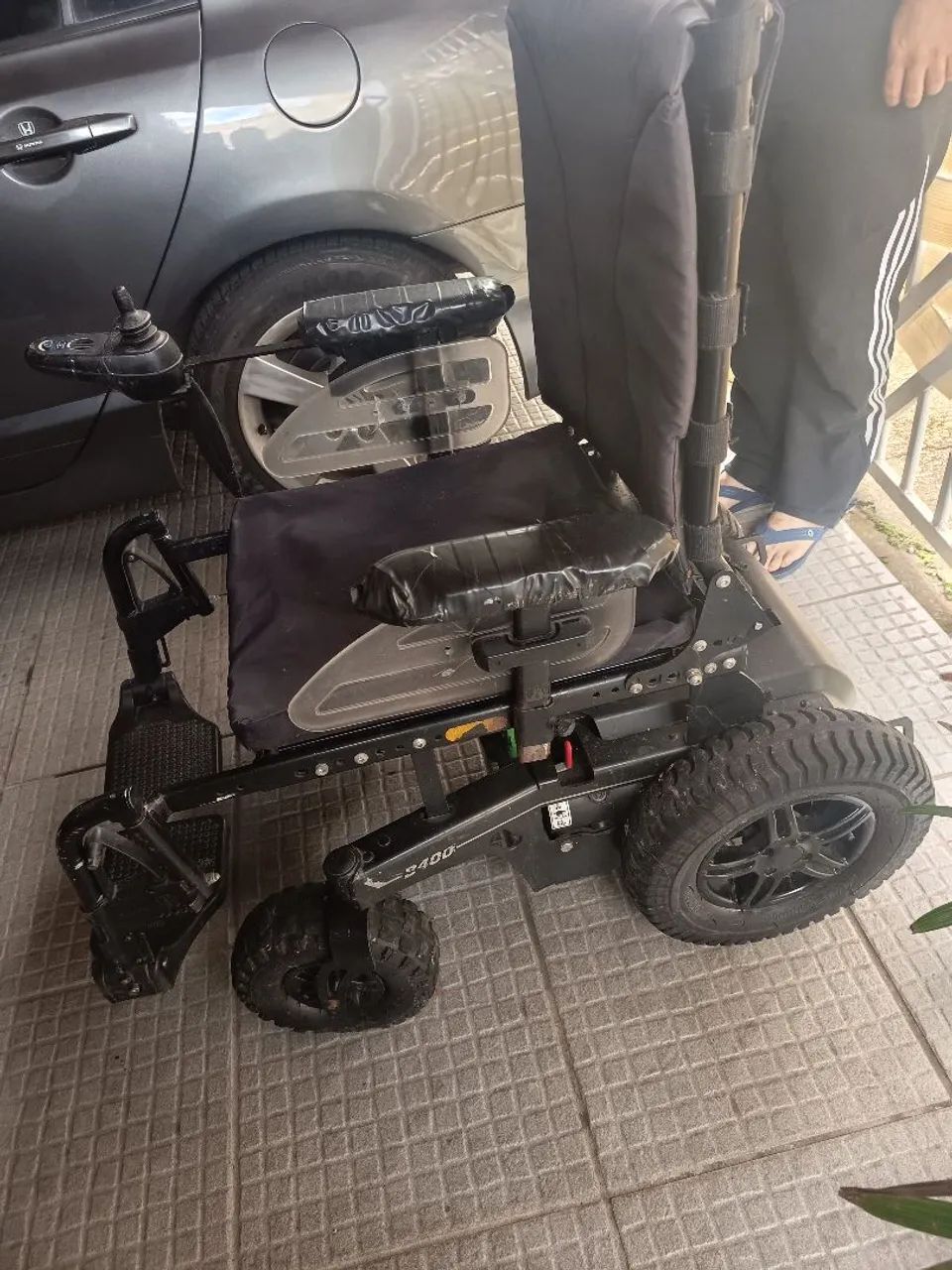 Cadeira de rodas motorizada  - Foto 3