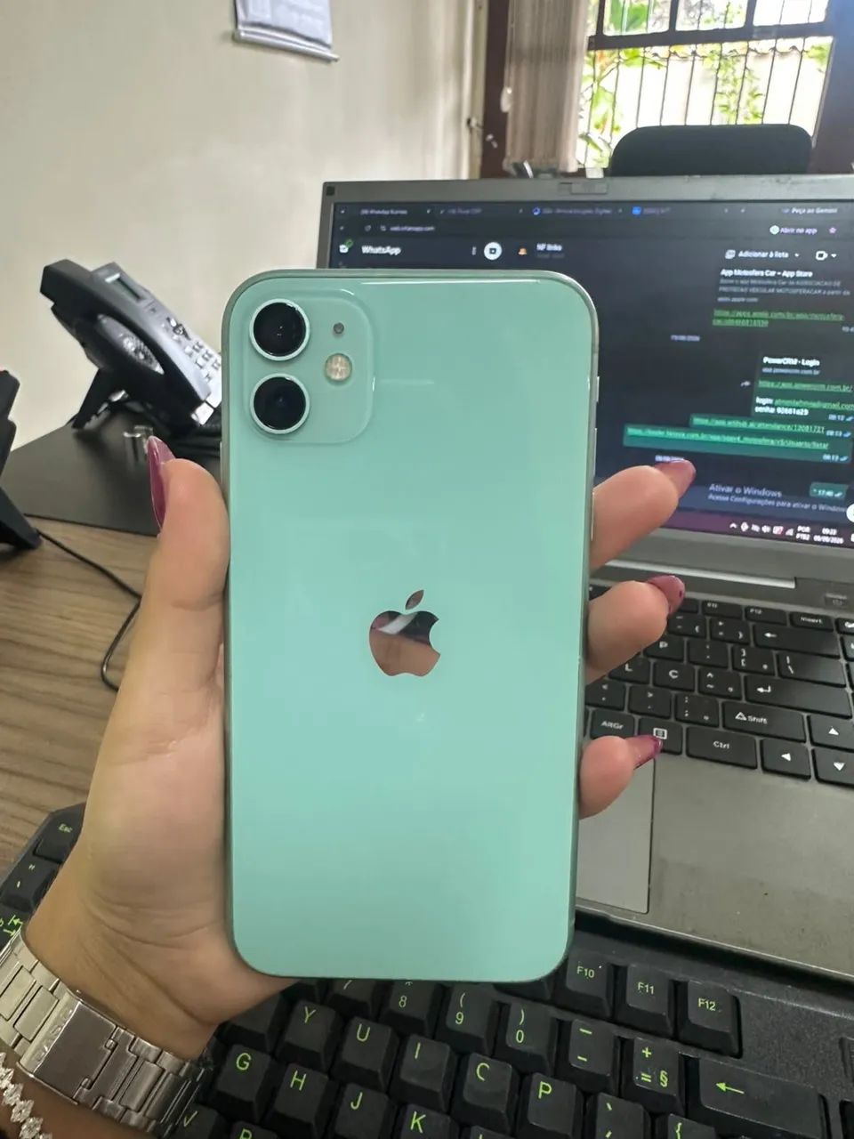 iPhone 11 64 GB - Foto 5