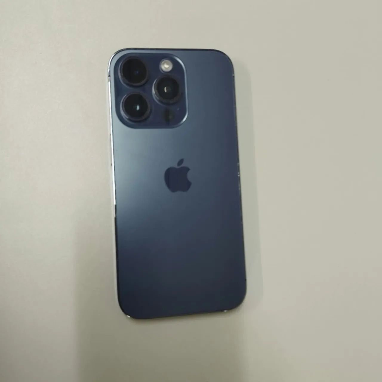 I phone 14 pro roxo 