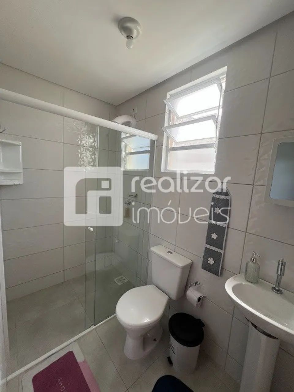 Casa mobiliada 2 Dormitórios na Barra da Lagoa, Florianópolis. - Foto 10
