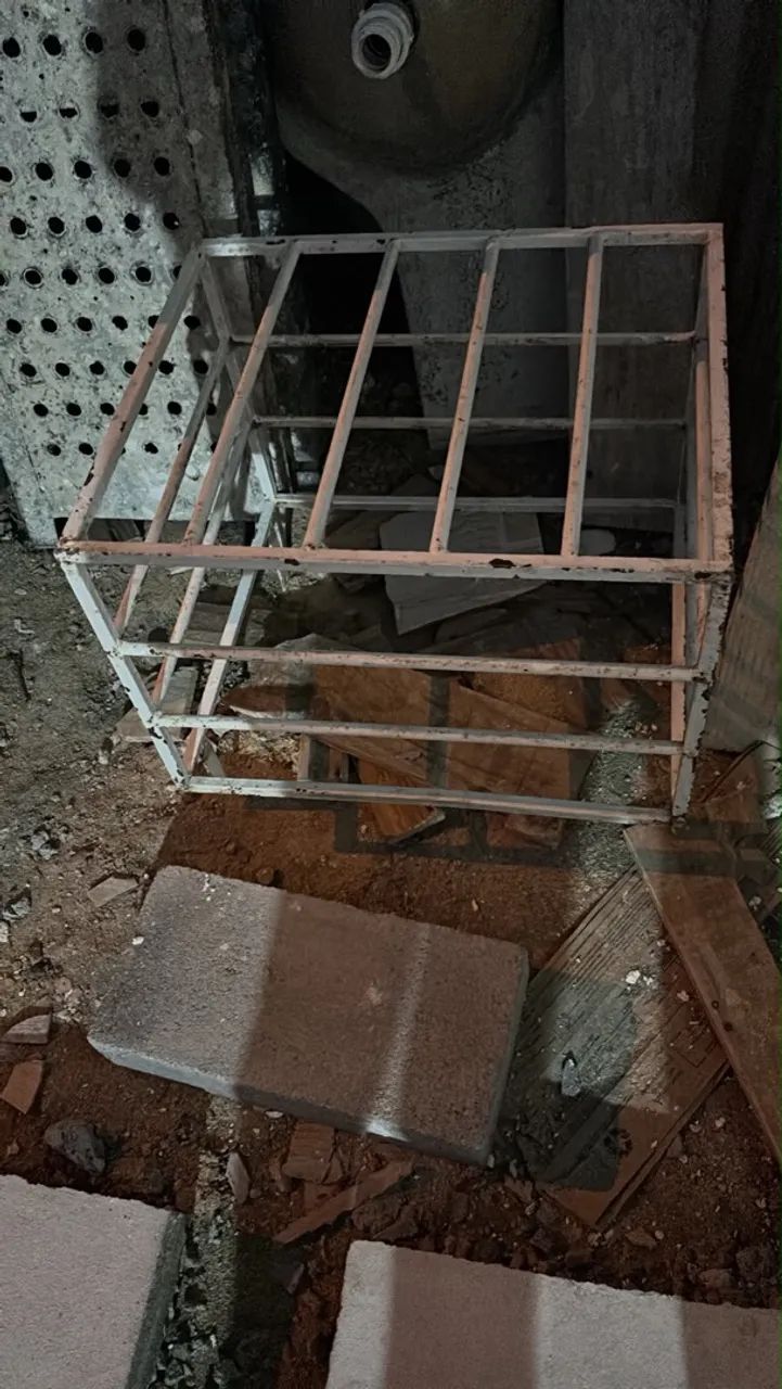 Grade de ferro de ar condicionado