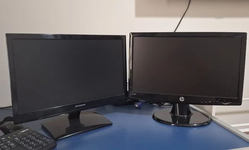 2 Monitores Excelentes - HP e Lenovo 18,5 Polegadas