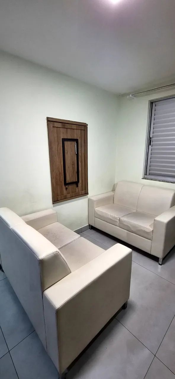 Conjunto de sofás e mesa retrátil  - Foto 5