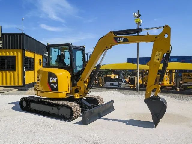 Mini Escavadeira Caterpillar 305.5 2014 Revisada