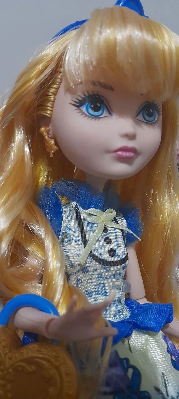 FORTALEZA! Ever After High - Blondie Lockes W1