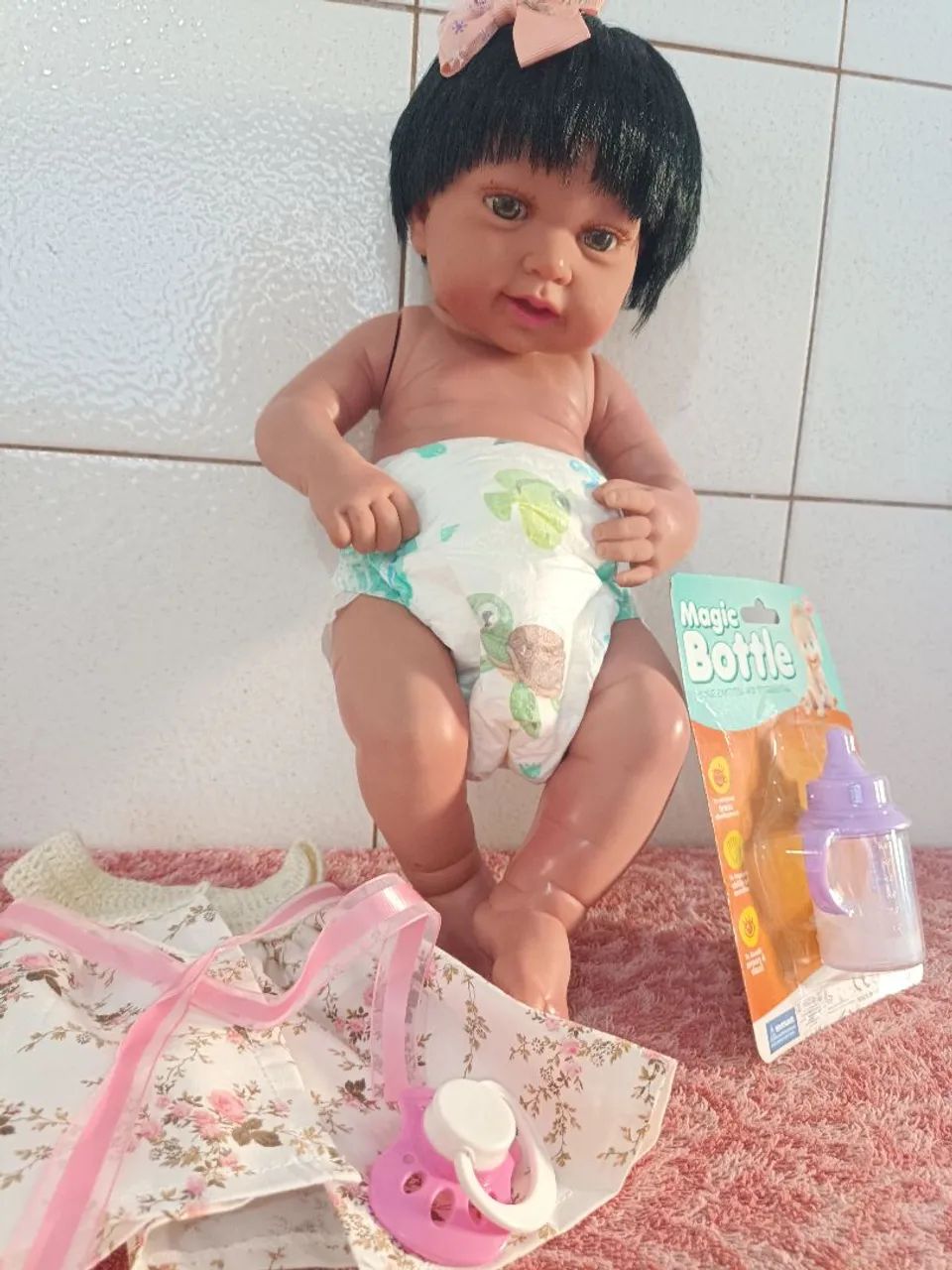 Boneca de vinil com 43 cm - Foto 4