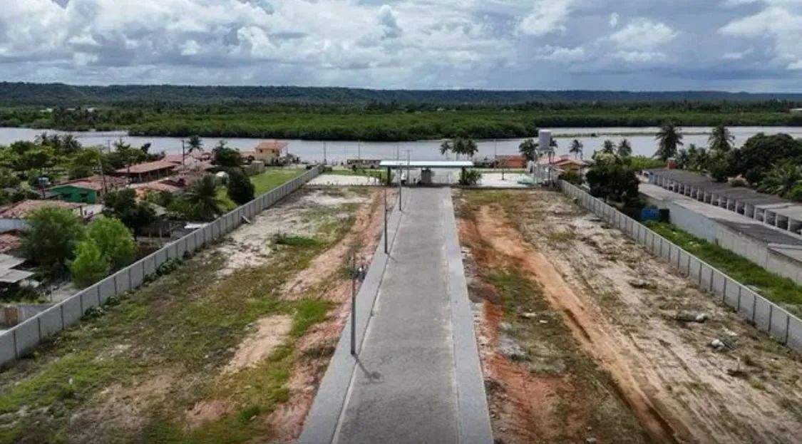 Lote Terreno Condomínio Fechado