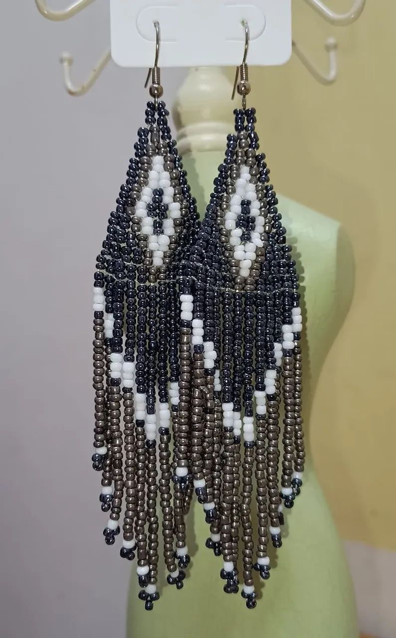 Lindo par de brincos vintage importado 
