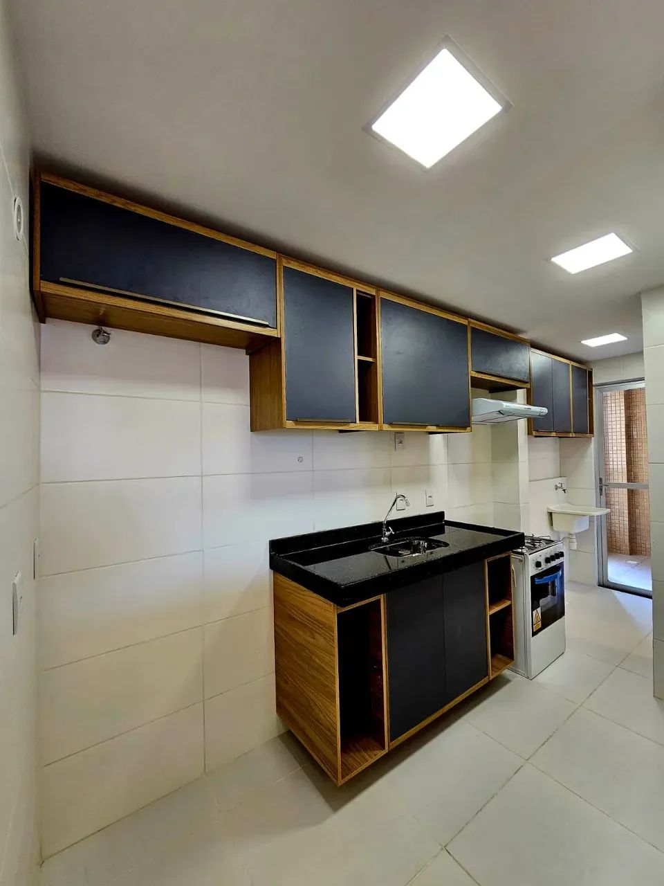 Helio Pires Aluga Apartamento Mobiliado no ed. lago de garda - Foto 11