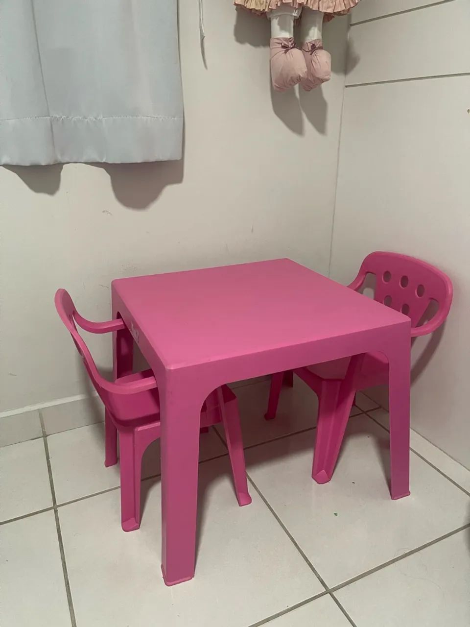 Mesa e cadeiras infantil  - Foto 3